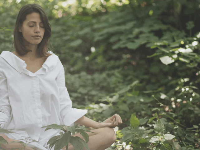 salud hormonal, hormonas mujer, equilibrio hormonal, ciclo menstrual, salud íntima femenina